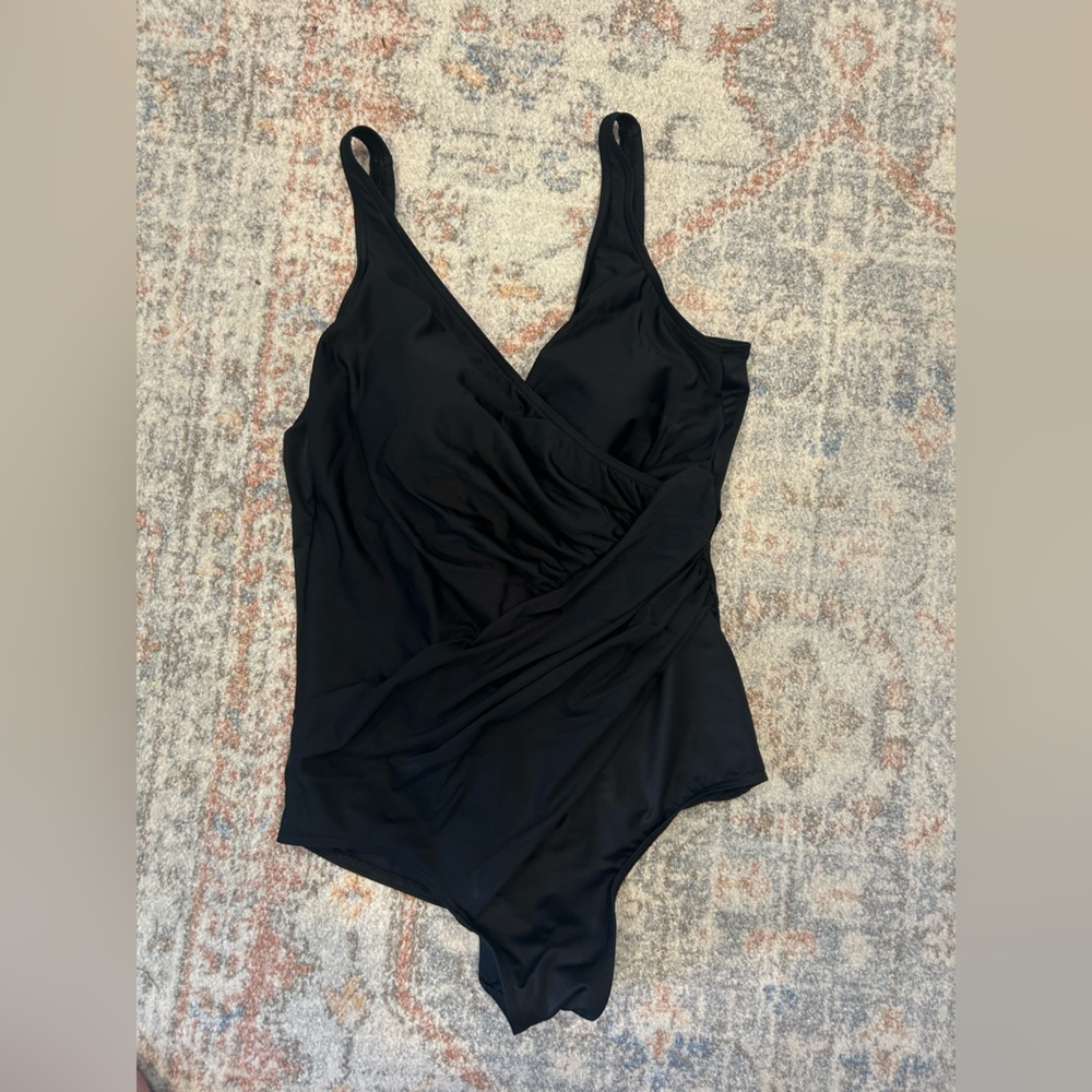 Miraclesuit Must Haves Oceanus One Piece Swimsuit Black Sz 14** Slimming Shaping - Picture 2 of 9